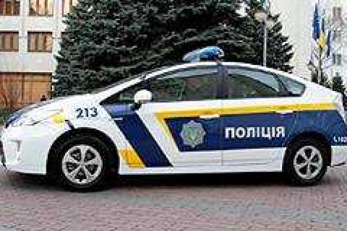 Аваков предложил общественности выбрать образец маркировки авто для новой патрульной службы