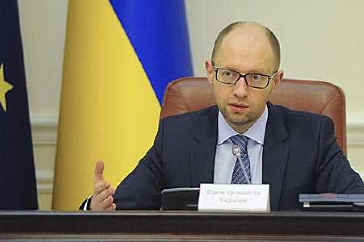 Яценюк: МВД делает серьезные шаги по выявлению коррупционеров высшего эшелона власти Яценюк: МВД делает серьезные шаги по выявлению коррупционеров высшего эшелона власти