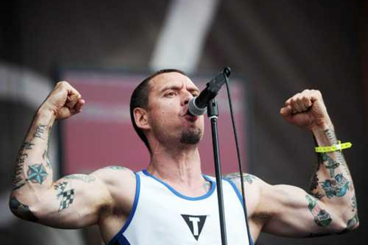 Экс-"Ляпис" о дружбе народов: Я хочу, чтобы мы ехали в одном вагоне, но у каждого было свое купе Экс-"Ляпис" о дружбе народов: Я хочу, чтобы мы ехали в одном вагоне, но у каждого было свое купе