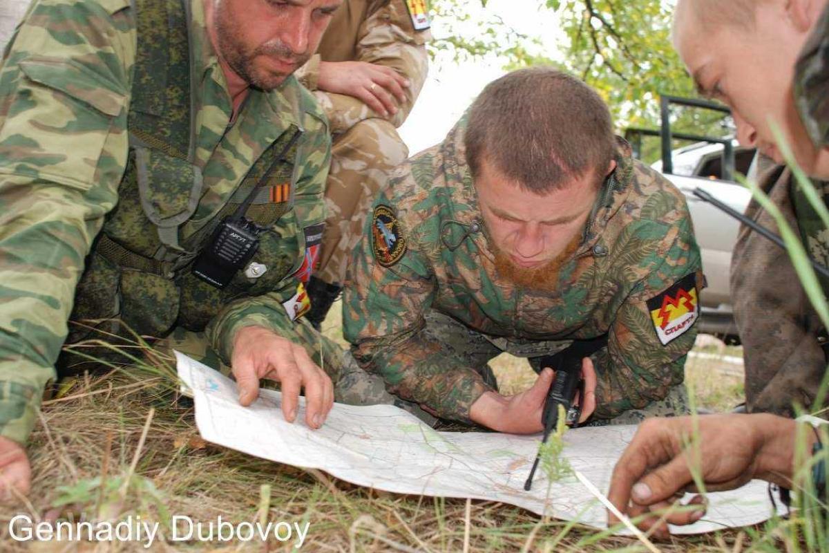 Отряд "Моторолы" воюет против всех: чьим приказам он подчиняется? Отряд "Моторолы" воюет против всех: чьим приказам он подчиняется?
