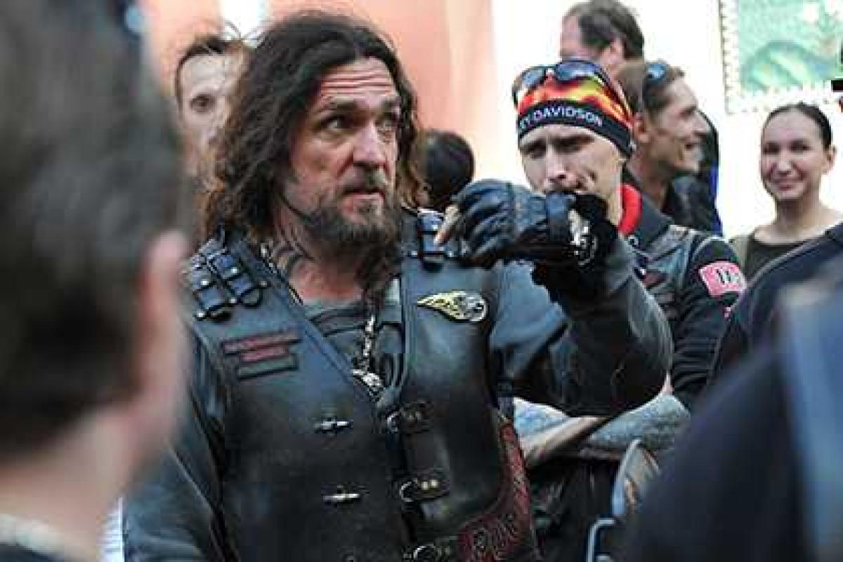 Лидер "Ночных волков": Вы доиграетесь с этой русофобией Лидер "Ночных волков": Вы доиграетесь с этой русофобией