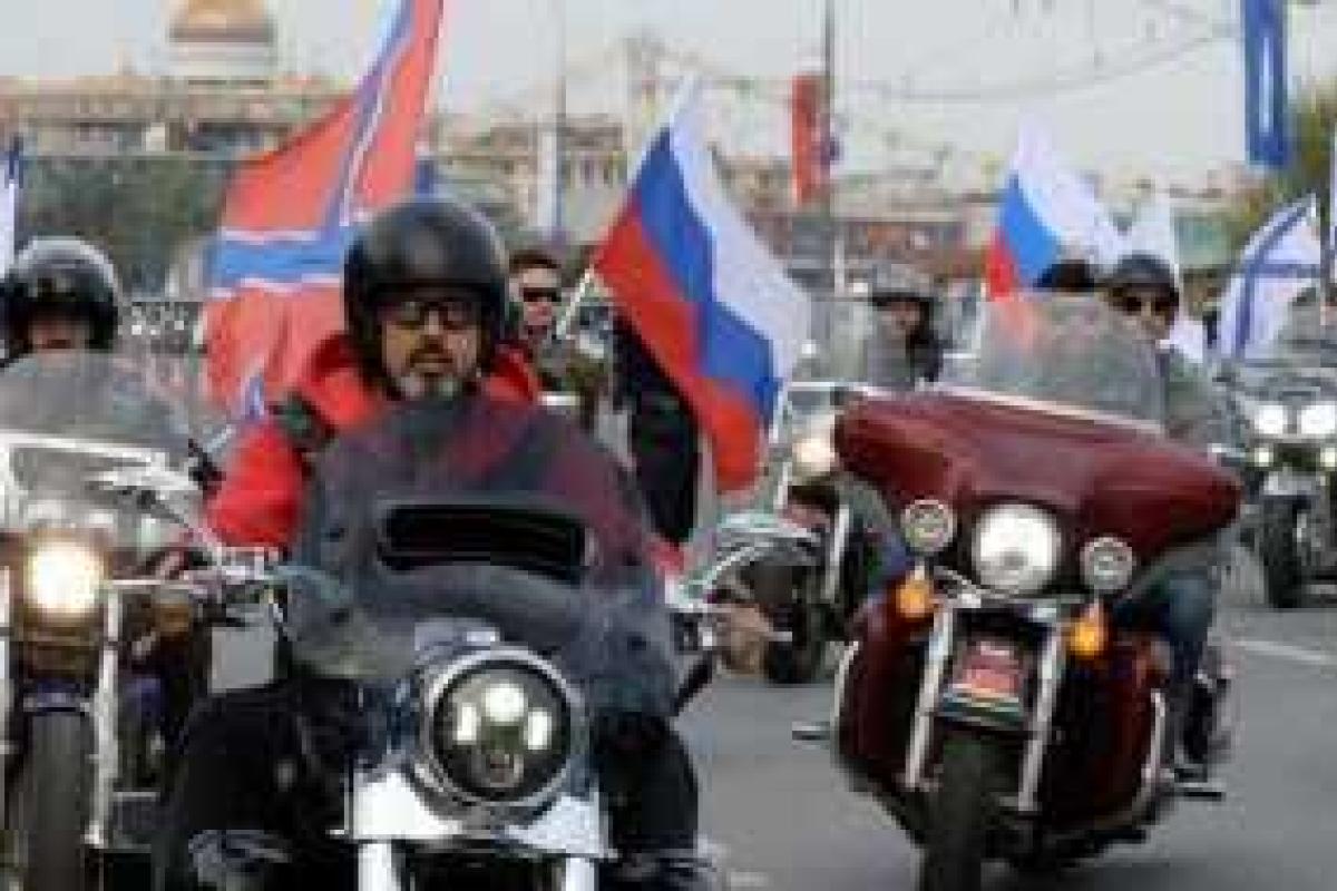 Донецк: "День независимости ДНР" доверили открыть байкерам
