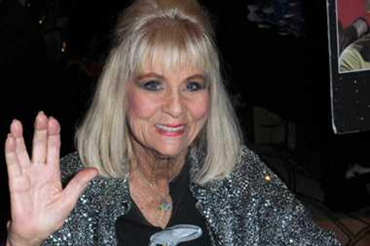 Ушла из жизни актриса Грейс Ли Уитни Ушла из жизни актриса Грейс Ли Уитни