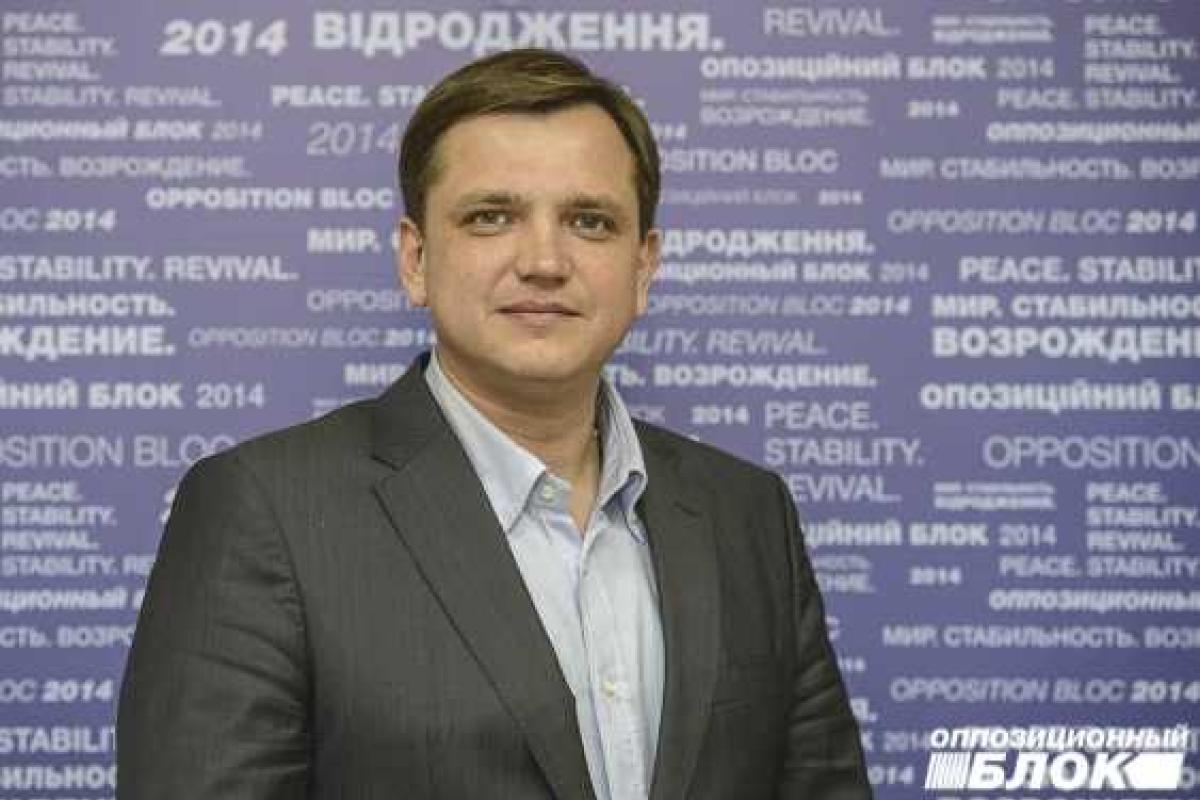 Партия "Народный фронт" пытается зачистить украинское медиа-пространство от неугодных ей СМИ - Ю.Павленко