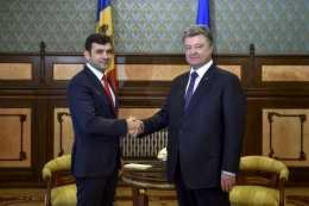 Порошенко: Наши двери и сердца открыты для дружественной Молдовы Порошенко: Наши двери и сердца открыты для дружественной Молдовы