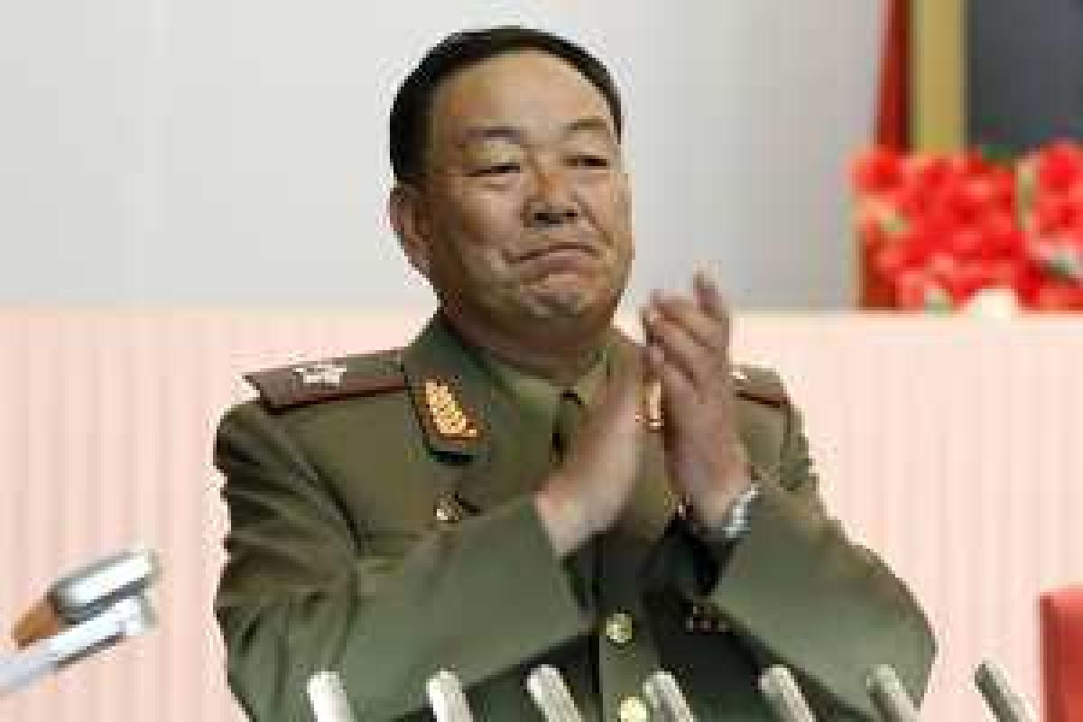 Шокирующее видео казни министра обороны КНДР Шокирующее видео казни министра обороны КНДР