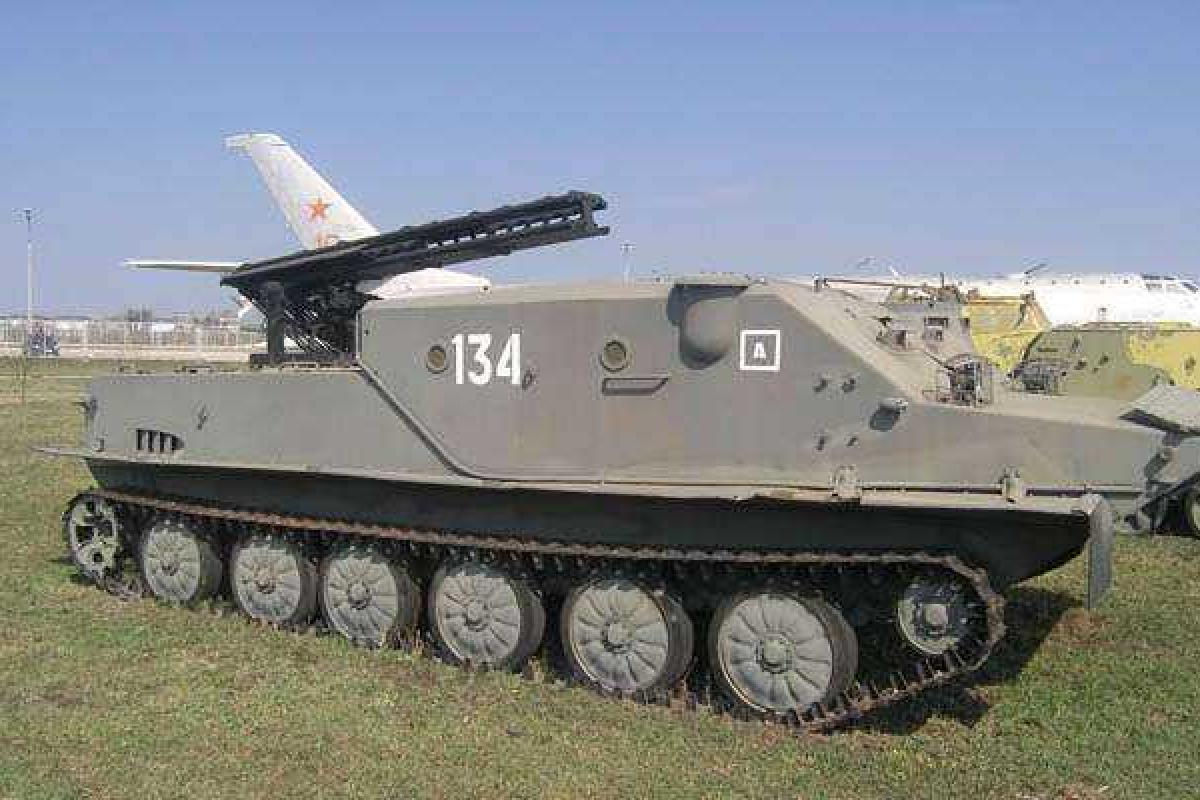 Установку разминирования "Змей Горыныч" испытали боевики ЛНР Установку разминирования "Змей Горыныч" испытали боевики ЛНР