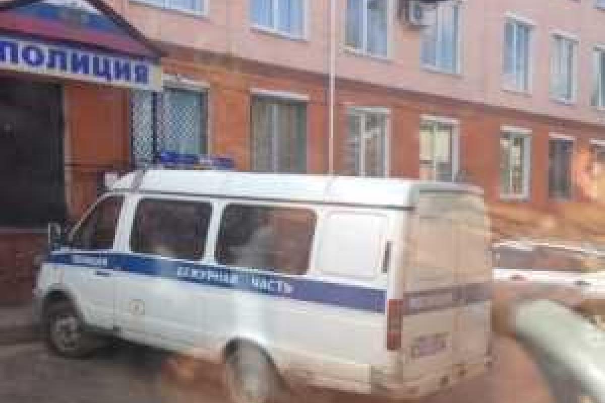 Кровавая резня: российский полицейский расчленил семью из трех человек Кровавая резня: российский полицейский расчленил семью из трех человек