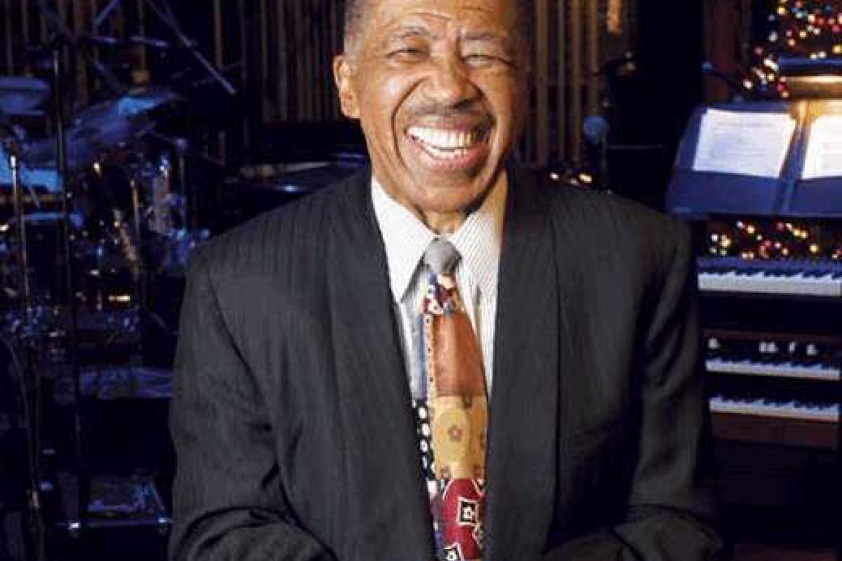 Ушел из жизни соул-исполнитель Бен Кинг Ушел из жизни соул-исполнитель Бен Кинг