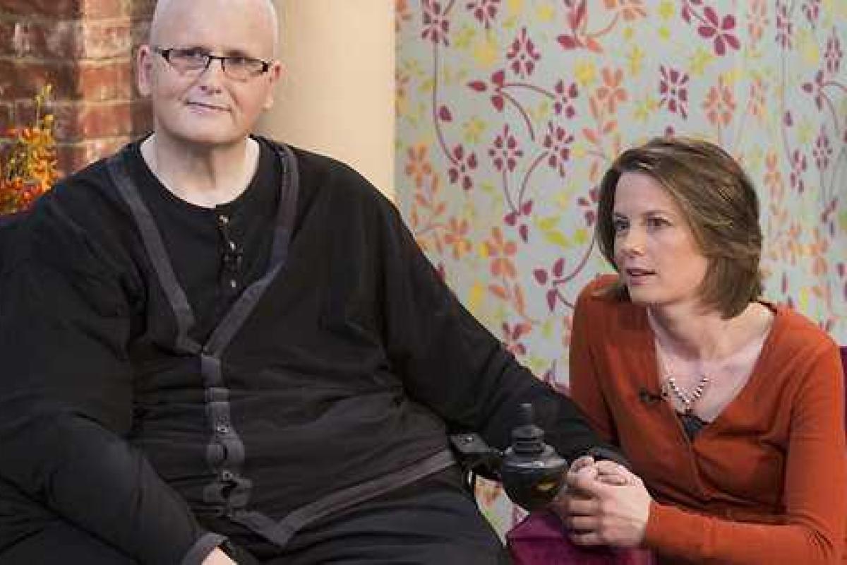 Житель Британии сбросил 300 кг ради любимой Житель Британии сбросил 300 кг ради любимой