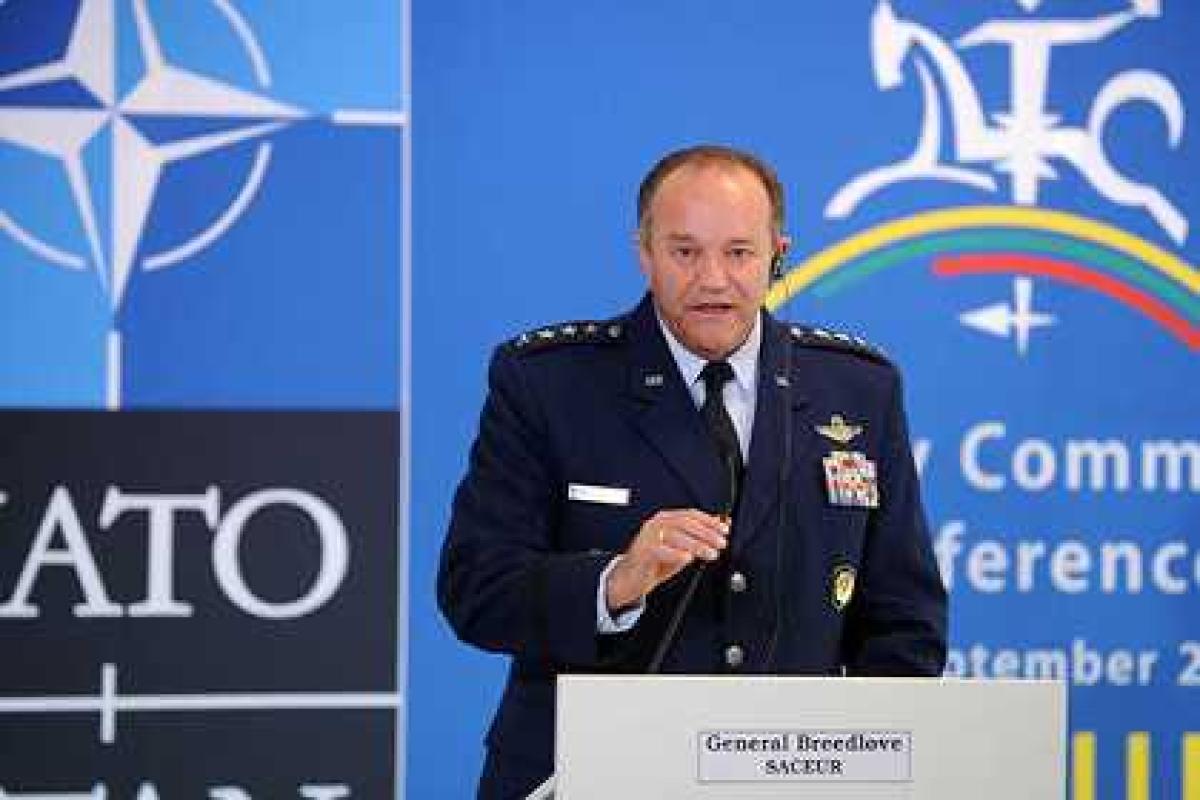 Филип Бридлав: НАТО больше не расценивает Россию как партнера