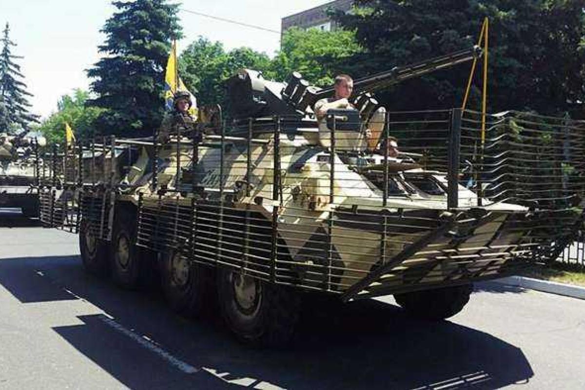 ОБСЕ: Украина нарушила Минские соглашения, пригнав на парад в Мариуполь тяжелую технику ОБСЕ: Украина нарушила Минские соглашения, пригнав на парад в Мариуполь тяжелую технику