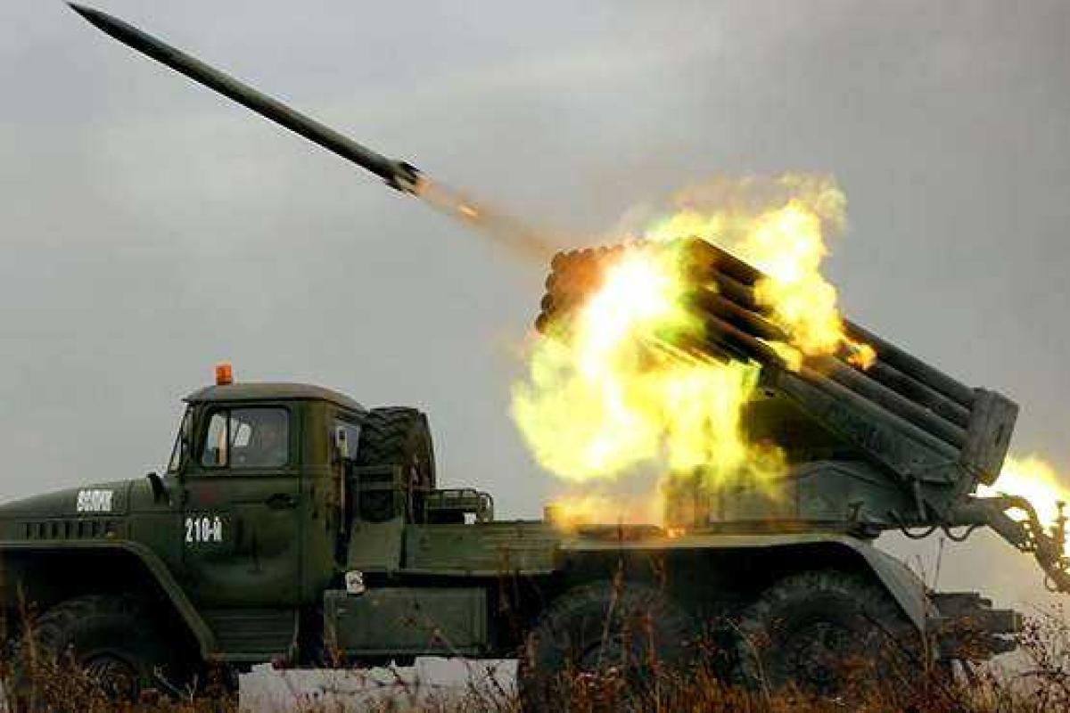 Россия, "которая хочет мира",  продолжает "фаршировать" боеприпасами Донбасс Россия, "которая хочет мира",  продолжает "фаршировать" боеприпасами Донбасс