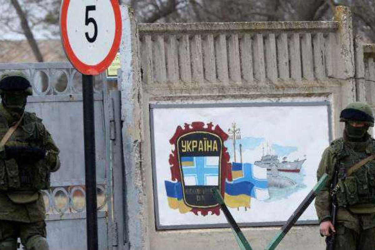 Эксперт: Россия будет строить в Крыму не санатории, а военные базы Эксперт: Россия будет строить в Крыму не санатории, а военные базы