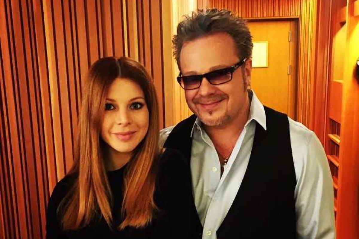 Счастливые родители Пресняков и Подольская назвали сына Артемием