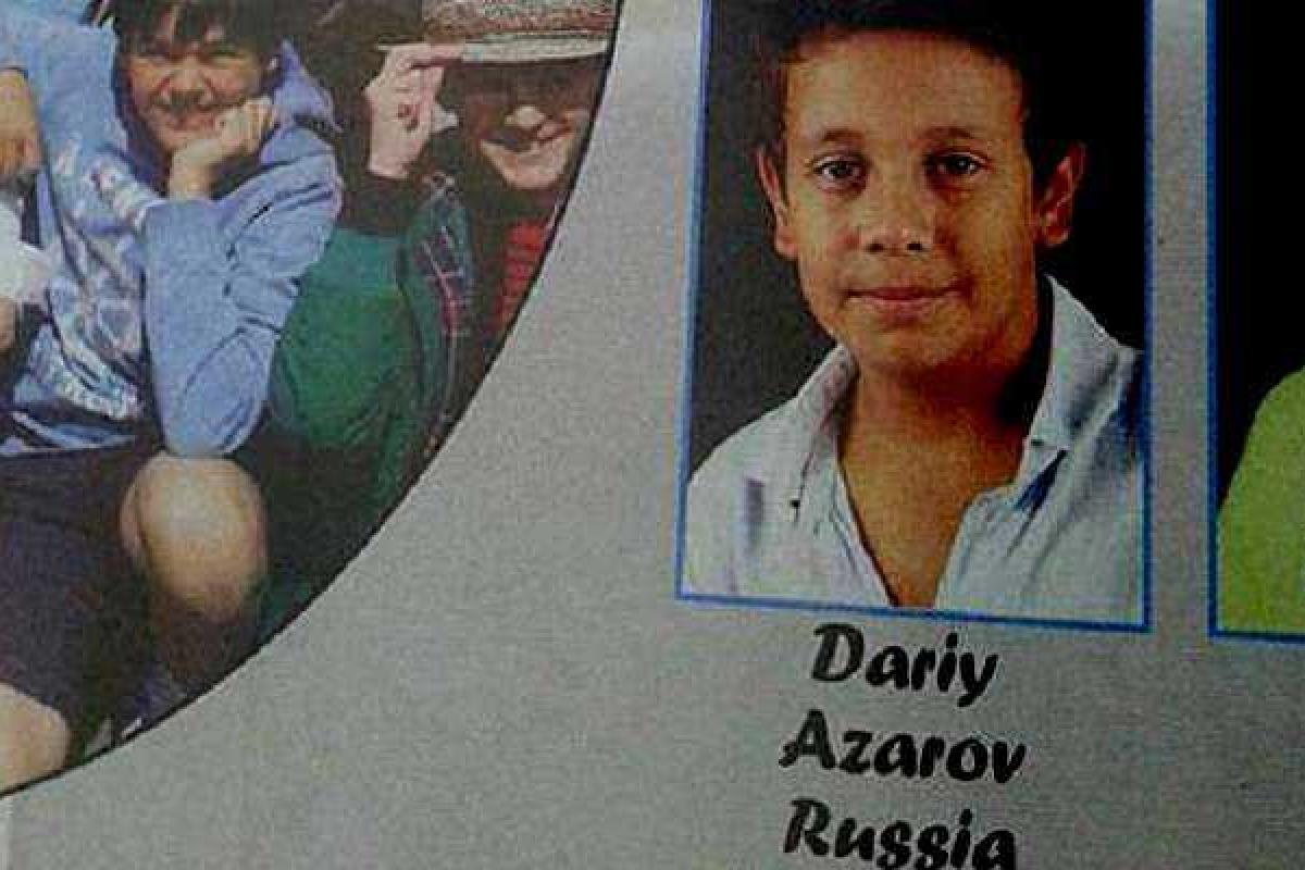 Семье Азарова "приходится" жить в "ненавистной" Европе