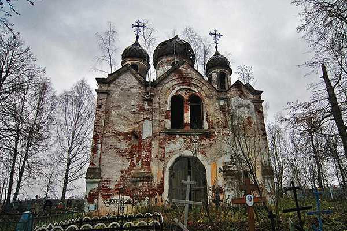 А.Кох: Русская земля - все засрано, дороги разбиты, подъезды зассаны, земля заброшена, всюду свалки, пустыри...