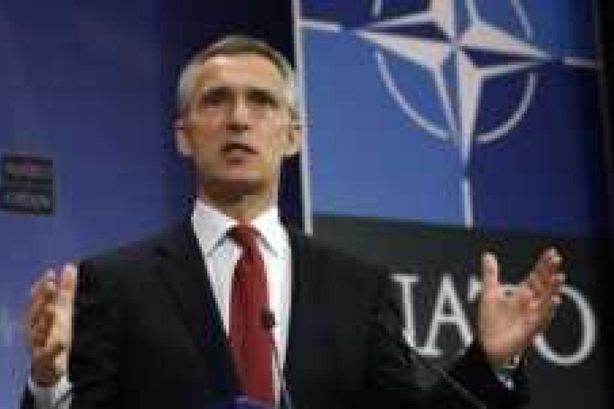 Генсек НАТО: Россия подпитывает боевиков на Донбассе Генсек НАТО: Россия подпитывает боевиков на Донбассе