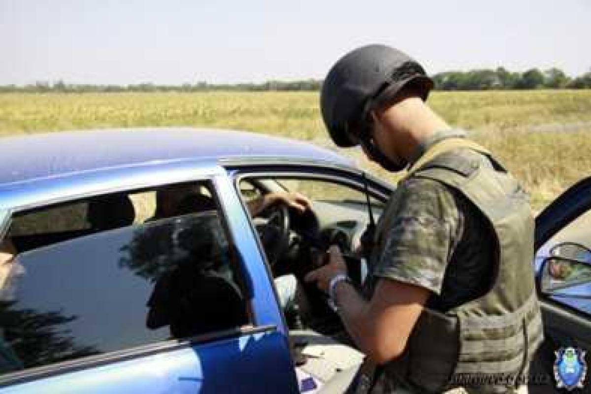 На Донетчине военные на блокпосту задержали убийцу, пытавшегося затеряться на просторах Украины