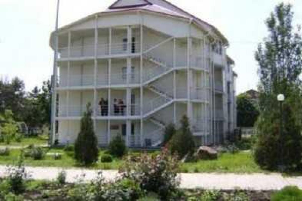 Житель ДНР: Пусть все знают правду и не думают, что мы тут все рады и флажками машем Житель ДНР: Пусть все знают правду и не думают, что мы тут все рады и флажками машем