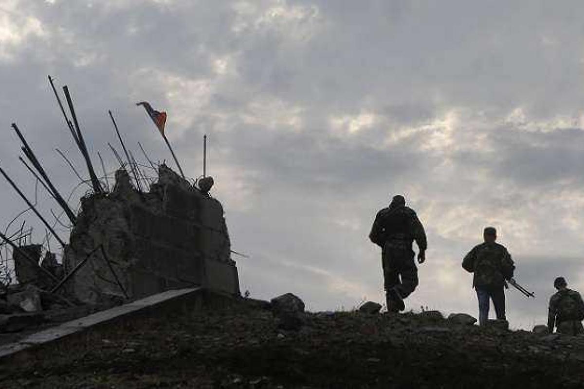 Боевики обстреляли крайний блокпост на Луганщине из разных видов оружия