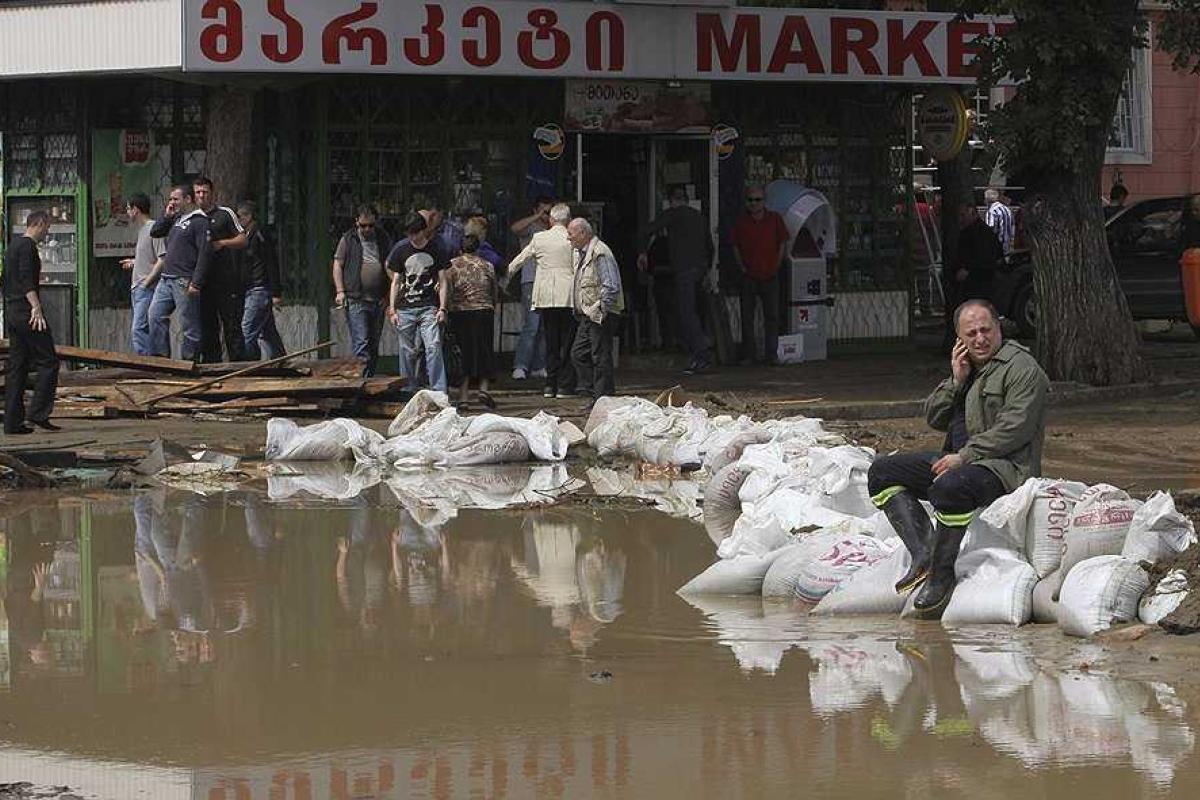 Саакашвили: ГСЧС Украины готова помочь спасателям в Тбилиси