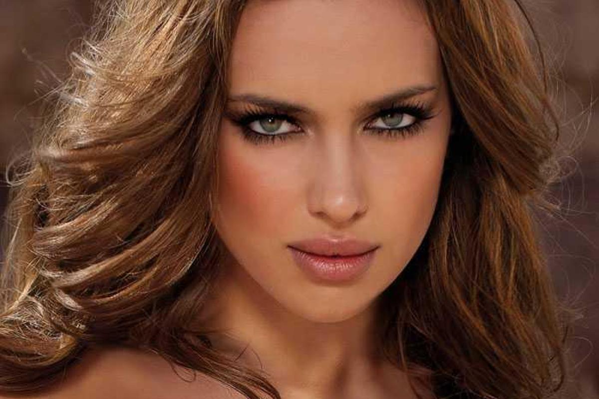 Новая коллекция купальников на обворожительной Ирине Шейк