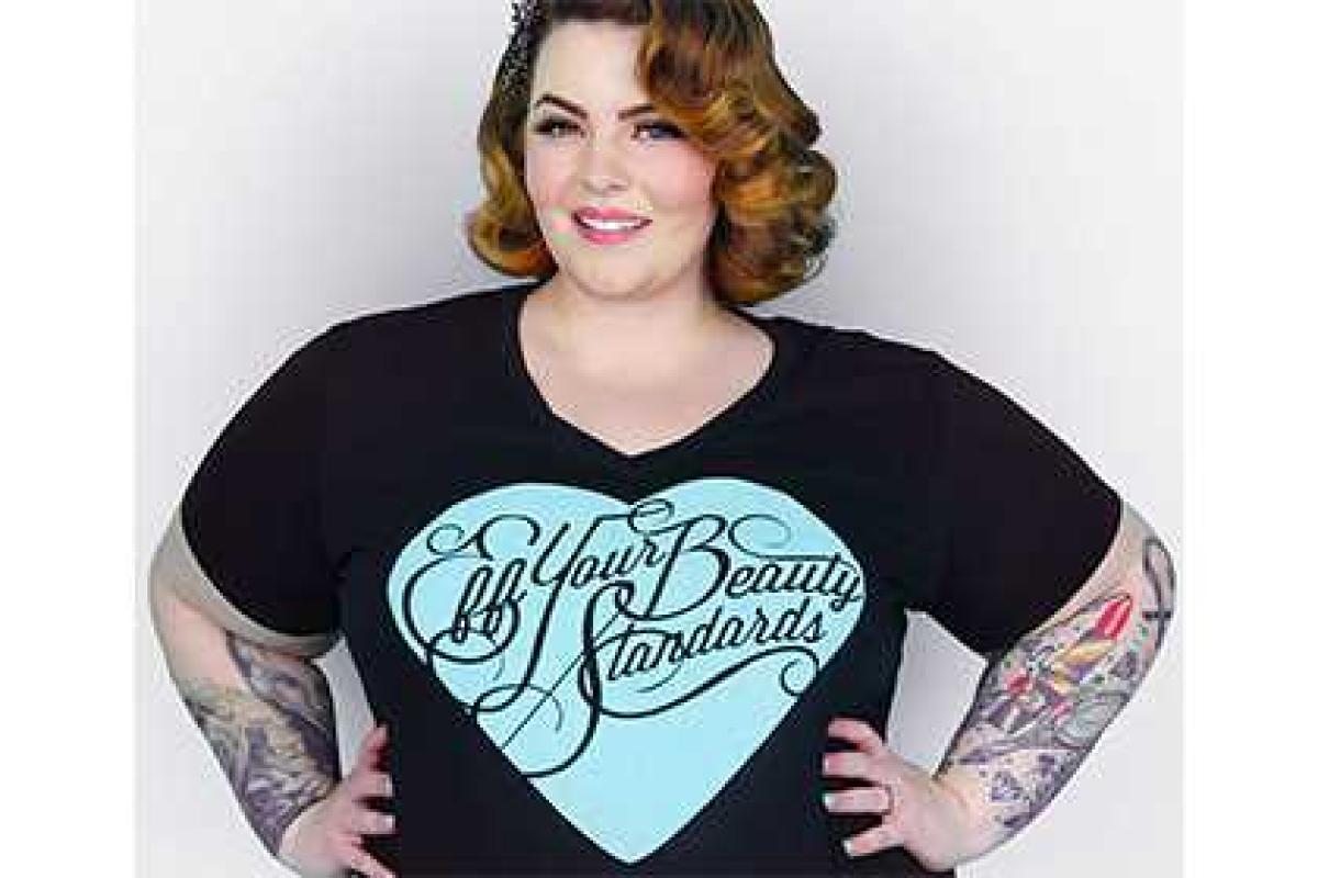 Шутка самой пышной в мире модели вызвала волну негодования среди пользователей соцсетей Шутка самой пышной в мире модели вызвала волну негодования среди пользователей соцсетей