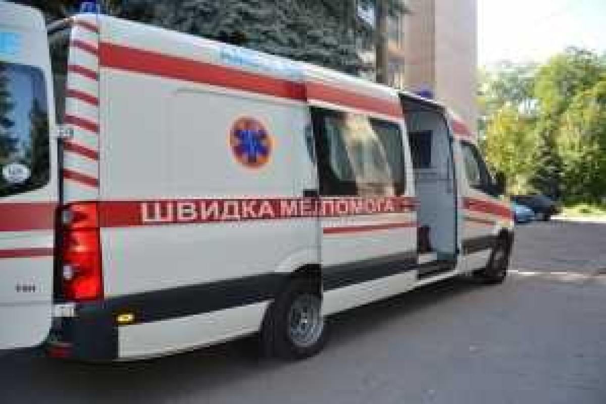Девушка-водитель, не имея прав, разъезжая по Днепропетровску, жестко покалечила двух детей 