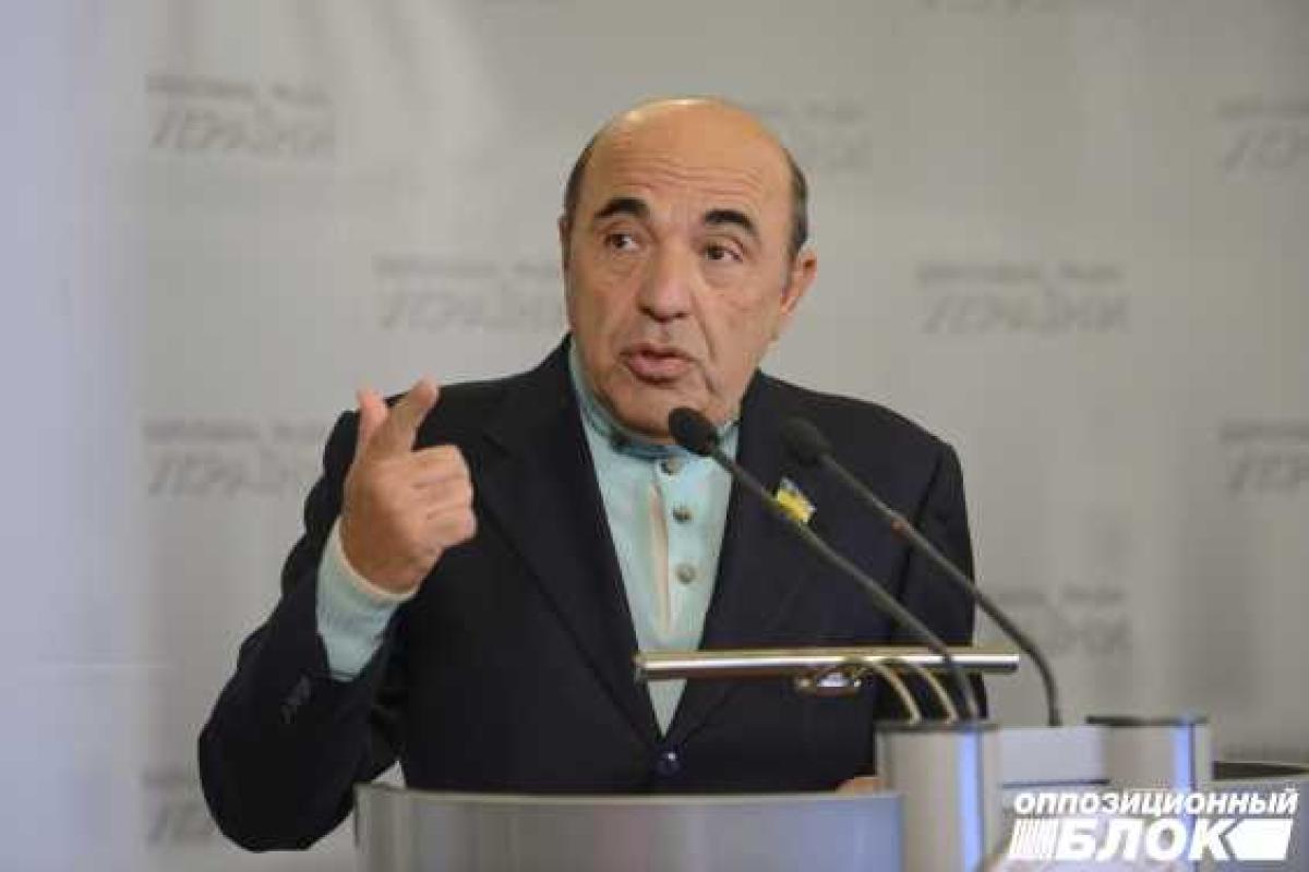 Рабинович: Пока в Украине премьер рассказывает байки, все самые благие начинания утонут в болоте коррупции