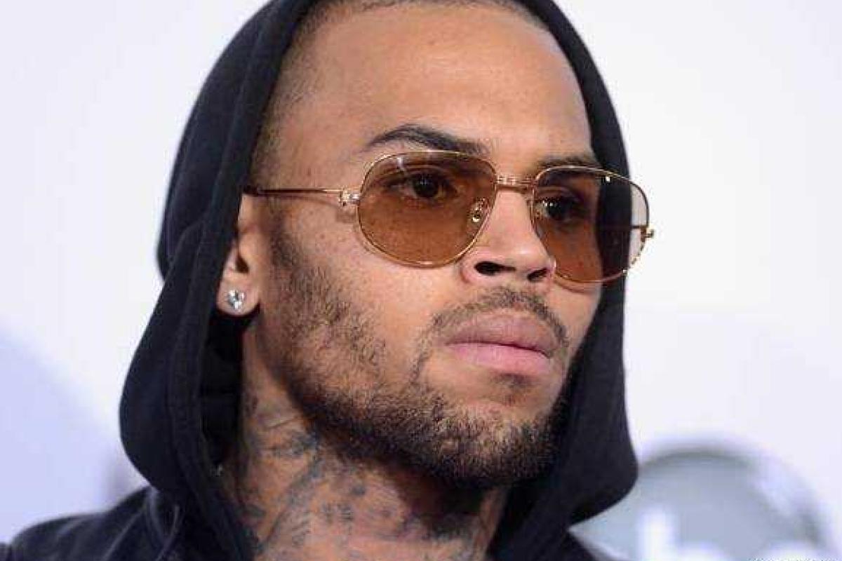 Вооруженное нападение на дом экс-бойфренда Рианны Вооруженное нападение на дом экс-бойфренда Рианны