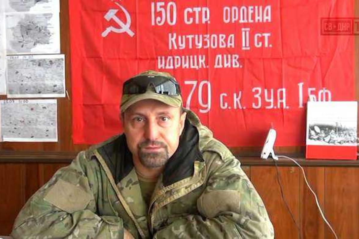 Ходаковский: "кто девушку платит, тот ее и танцует" - так и у "ЛНР/ДНР" с Россией Ходаковский: "кто девушку платит, тот ее и танцует" - так и у "ЛНР/ДНР" с Россией