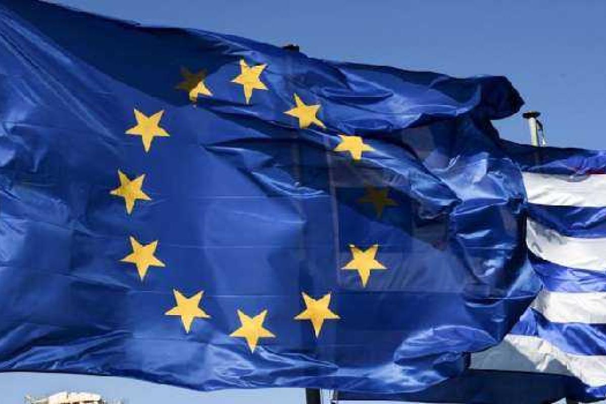 Лидеры Евросоюза решили оставить Грецию в еврозоне