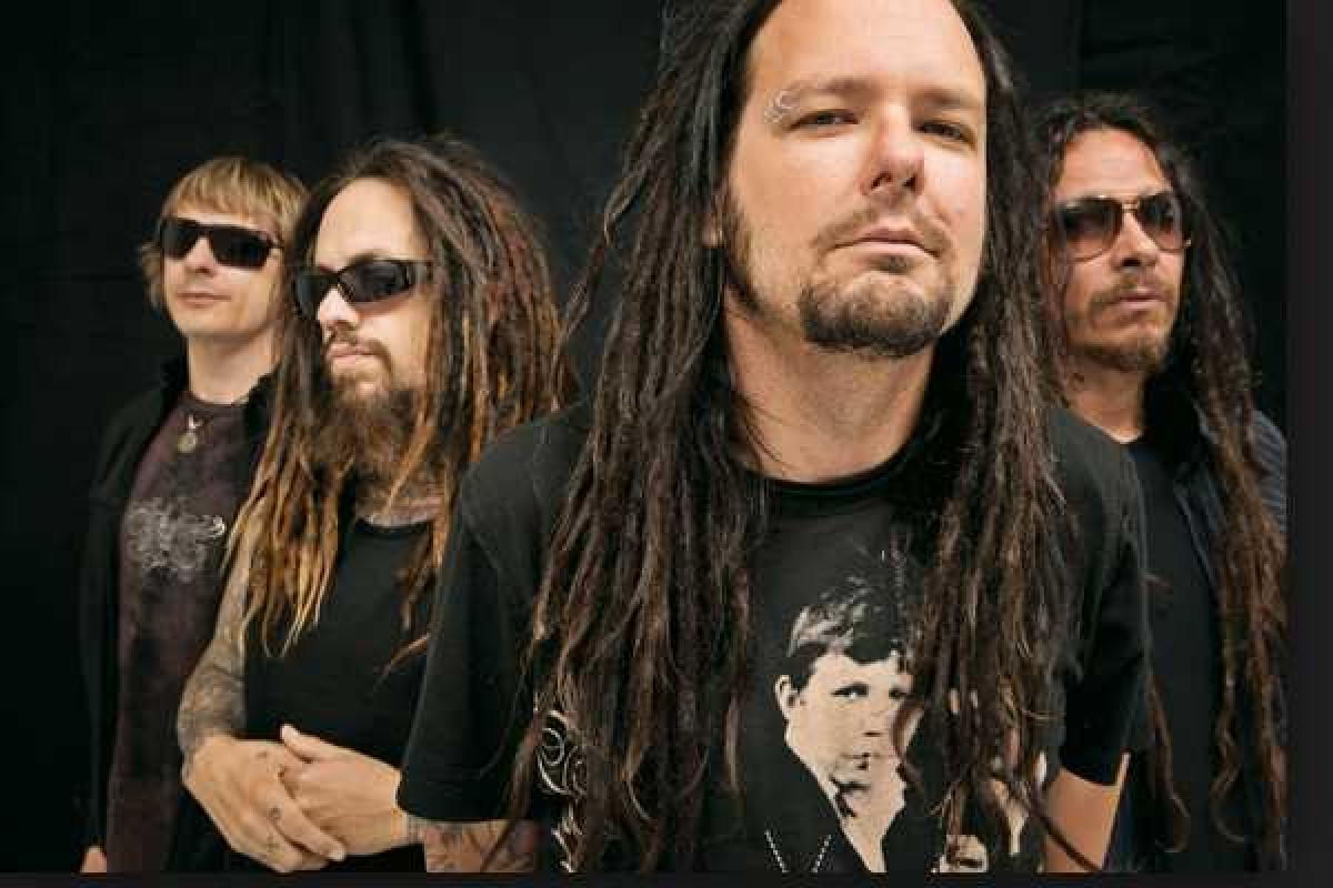 Ремикс ню-метал-группы Korn на новую песню Рианны Ремикс ню-метал-группы Korn на новую песню Рианны