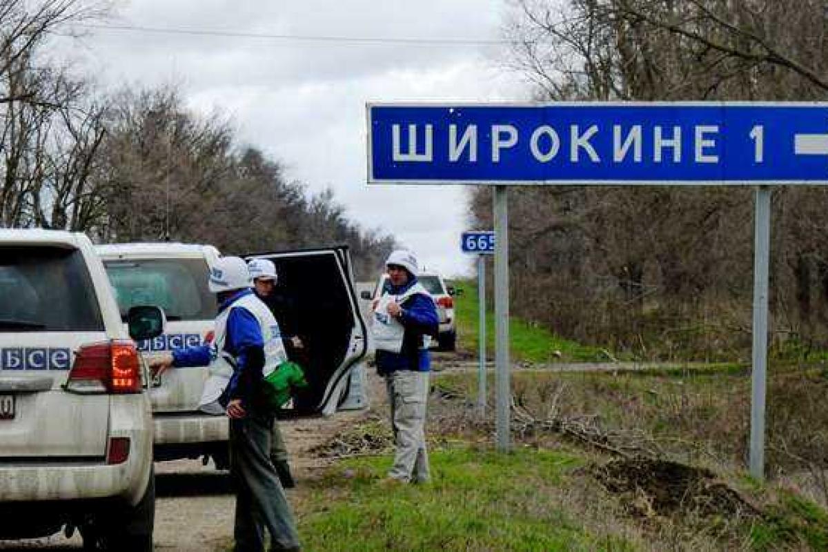 Россия пытается "официально" впихнуть в Широкино представителей "ДНР" - военный журналист