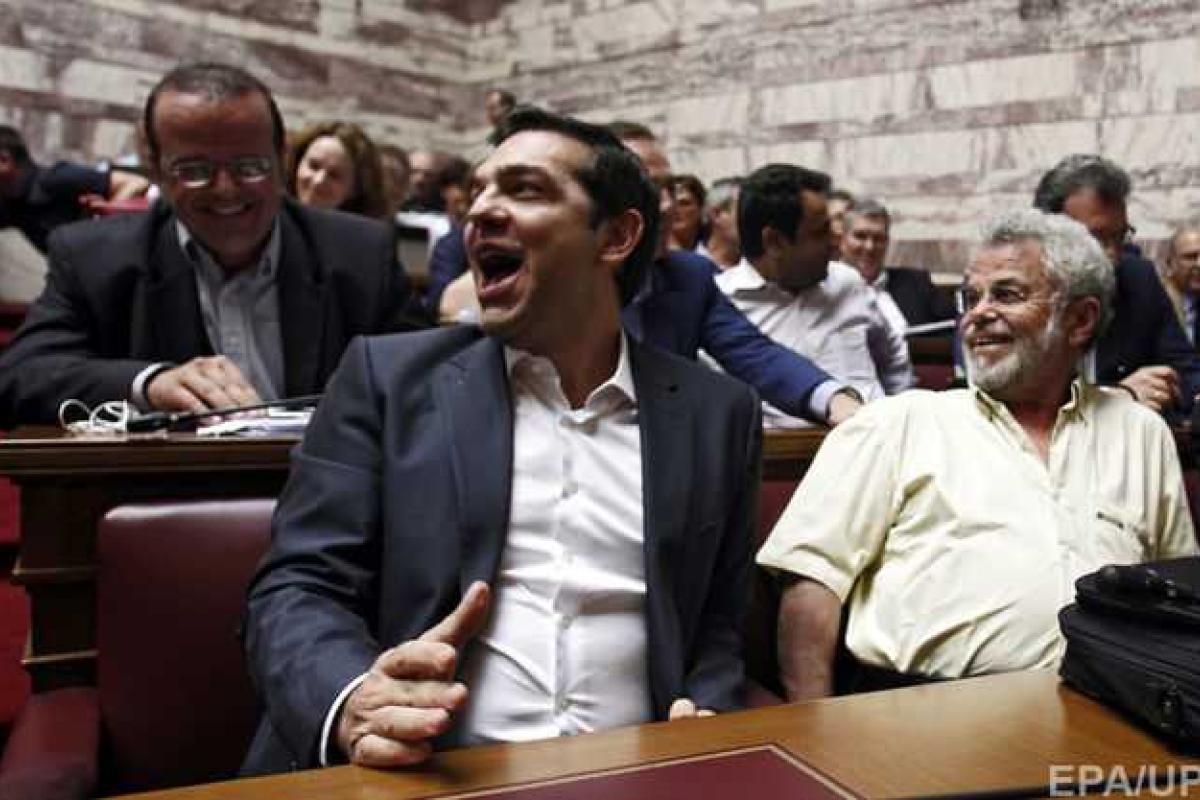 Парламент Греции поддержал соглашение с кредиторами