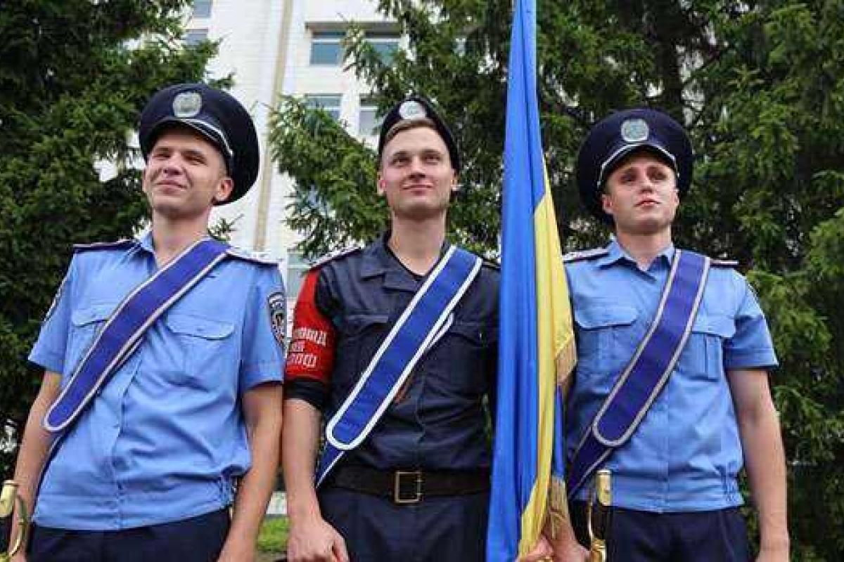 Фотоальбом: Репетиция выпускного новой патрульной полиции  Фотоальбом: Репетиция выпускного новой патрульной полиции