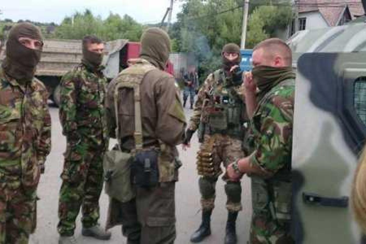 Спикер СБУ: в результате спецоперации удалось задержать двух бойцов ДУК "ПС" Спикер СБУ: в результате спецоперации удалось задержать двух бойцов ДУК "ПС"