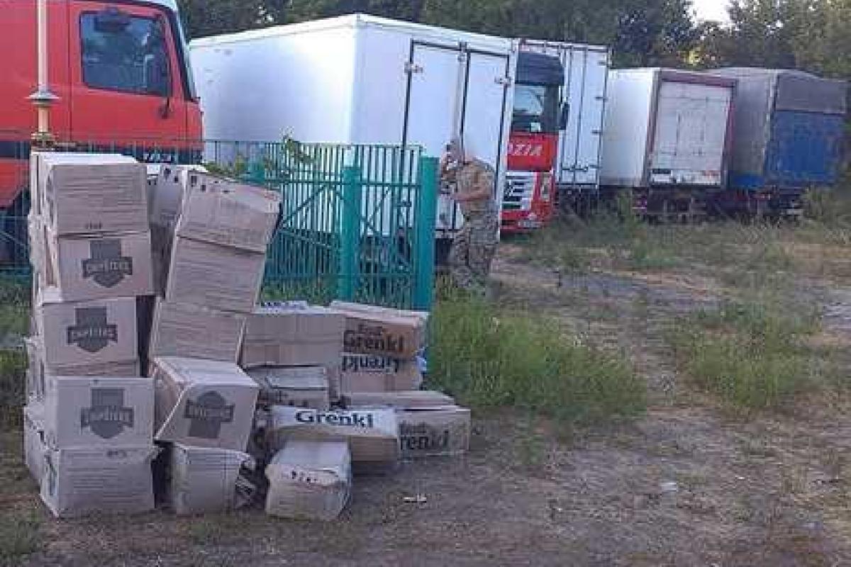 Волонтеры возмущены: в зоне АТО демонтируют блокпосты, вновь "дан зеленый свет" контрабанде