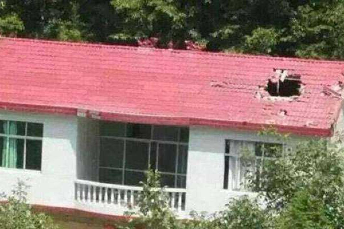 Неожиданный "сюрприз": в Китае на жилой дом свалился двигатель ракеты Неожиданный "сюрприз": в Китае на жилой дом свалился двигатель ракеты