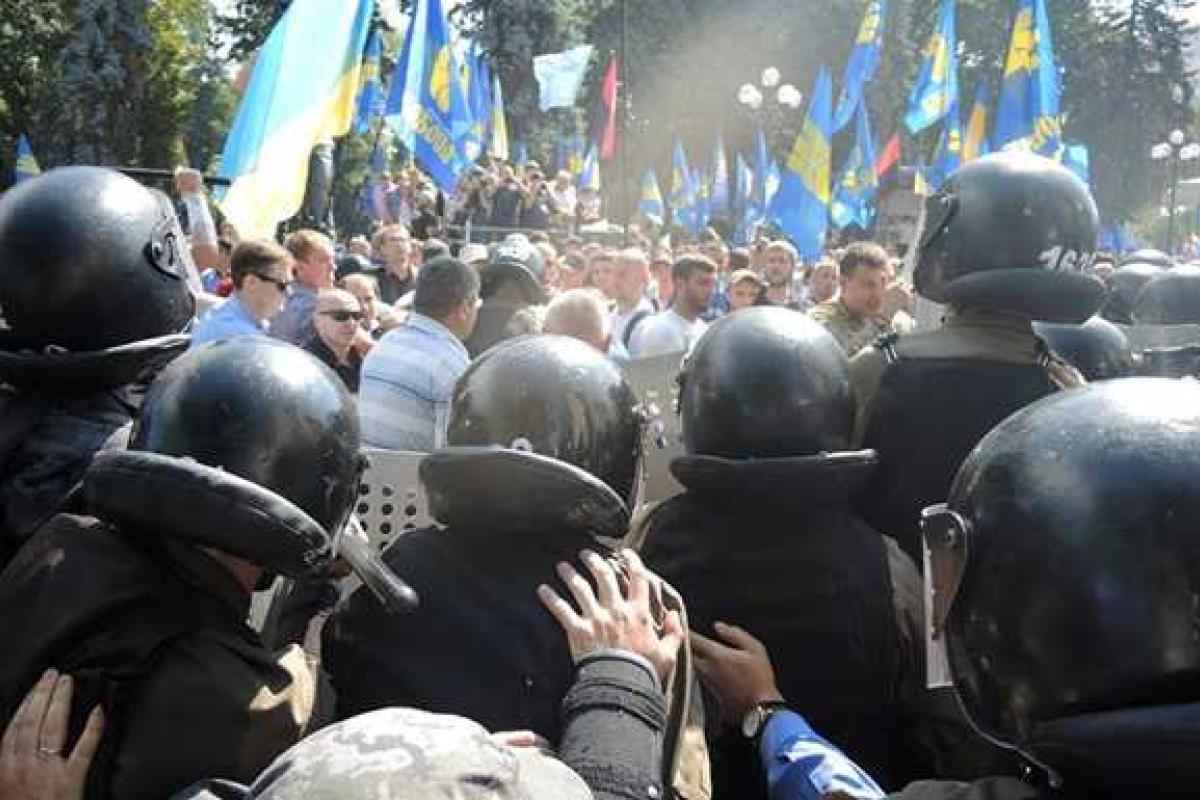 Мощный взрыв прогремел под стенами Рады, много пострадавших