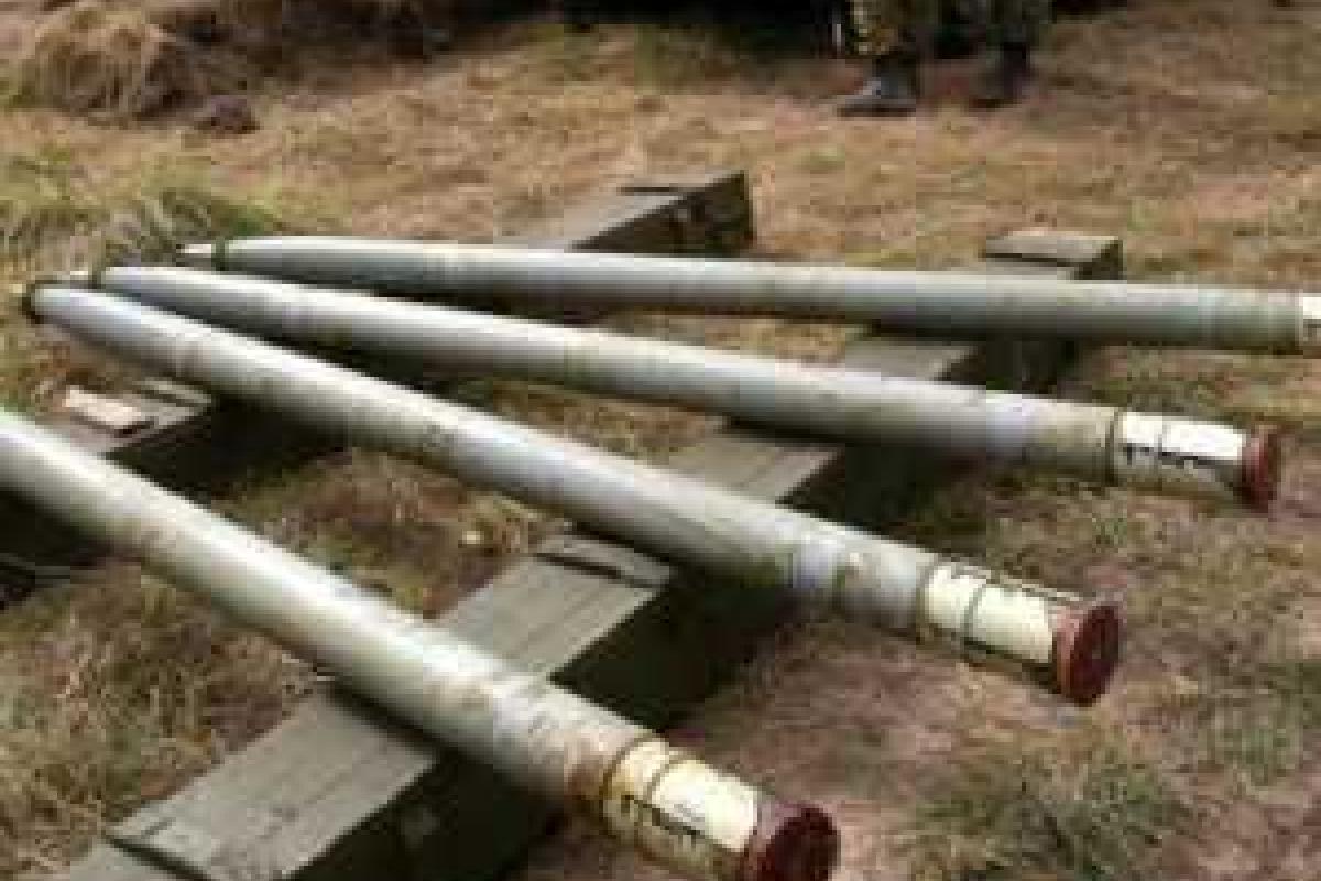 Боевики "ДНР" получили от российских коллег "новейшее" оружие - ракеты 1972 года выпуска Боевики "ДНР" получили от российских коллег "новейшее" оружие - ракеты 1972 года выпуска