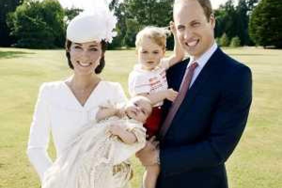 Папарацци получили "контрольное" предупреждение от герцога и герцогини Кембриджских Папарацци получили "контрольное" предупреждение от герцога и герцогини Кембриджских