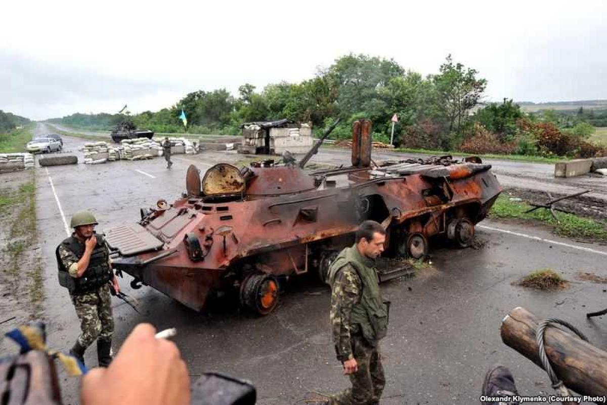 Представитель штаба АТО рассказал о введении военного положения на Донбассе 