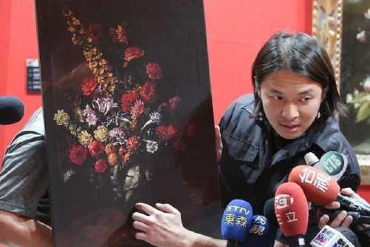 Школьник одним взмахом руки повредил в музее художественный шедевр 