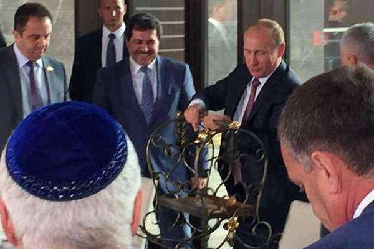 Путина "озолотили" в Крыму: теперь там будет мир и покой Путина "озолотили" в Крыму: теперь там будет мир и покой