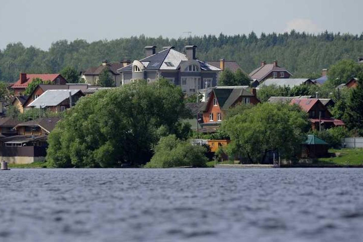 В Подмосковье девушка на гидроцикле протаранила катер, ее смерть была мгновенной