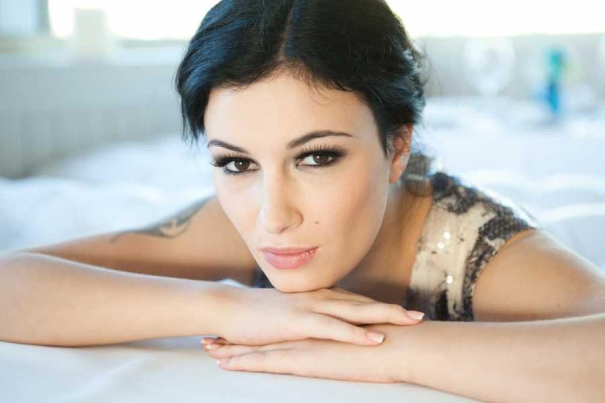 Анастасия Приходько родила "героя Украины"