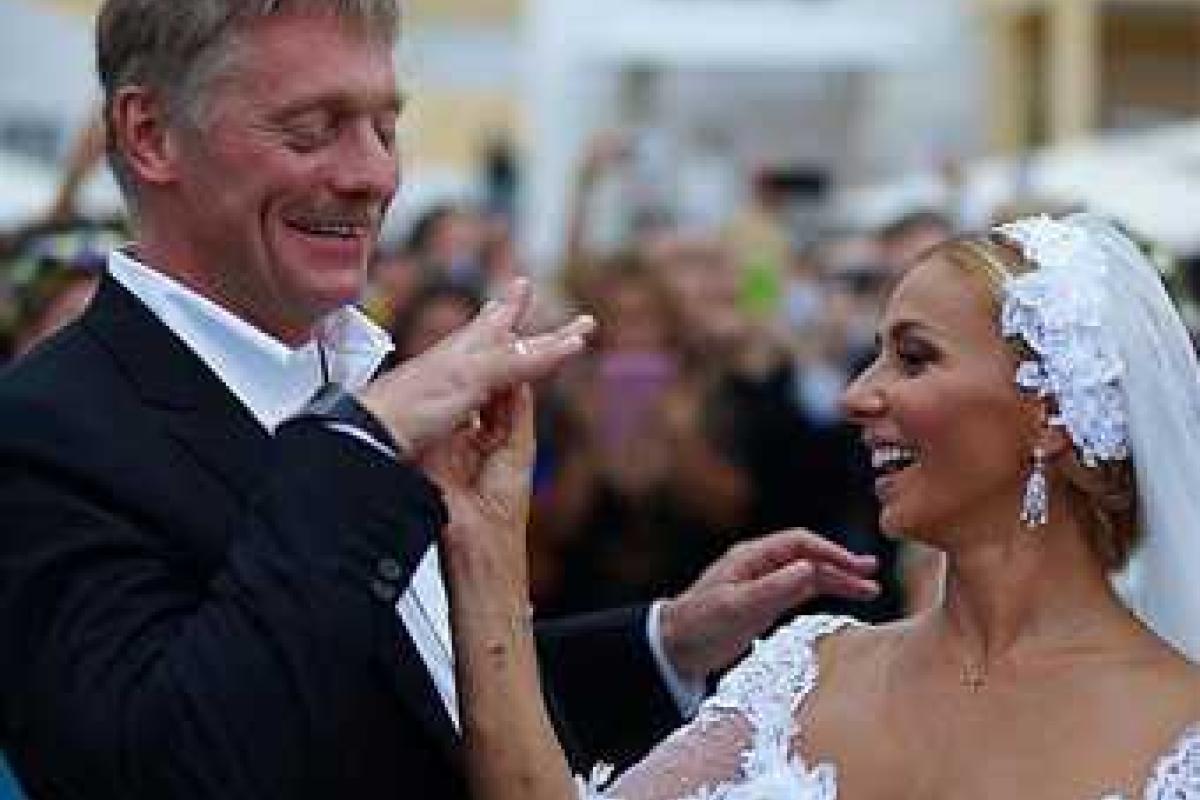 Татьяна Навка показала фотодоказательство того, что медовый месяц с супругом они проводят "на суше" Татьяна Навка показала фотодоказательство того, что медовый месяц с супругом они проводят "на суше"