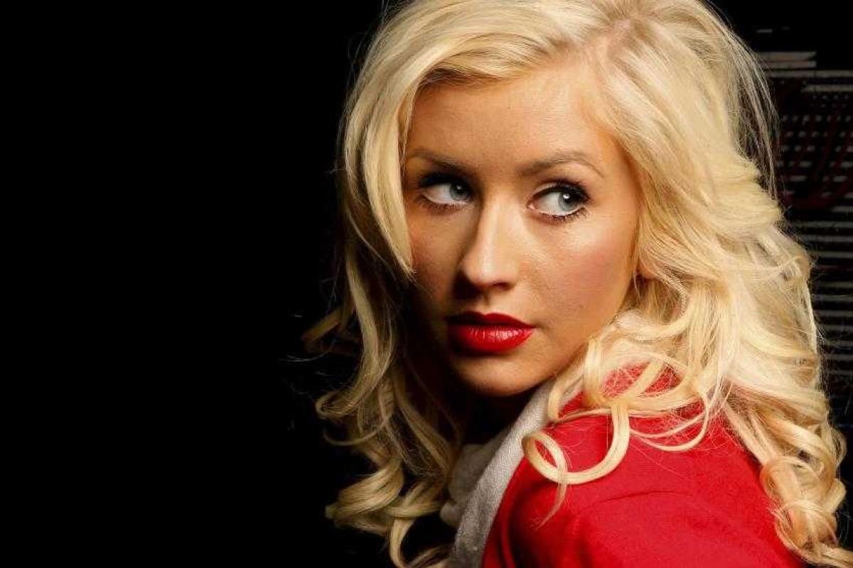 Поклонники Кристины Агилеры удивлены изменениями, произошедшими во внешности блондинки